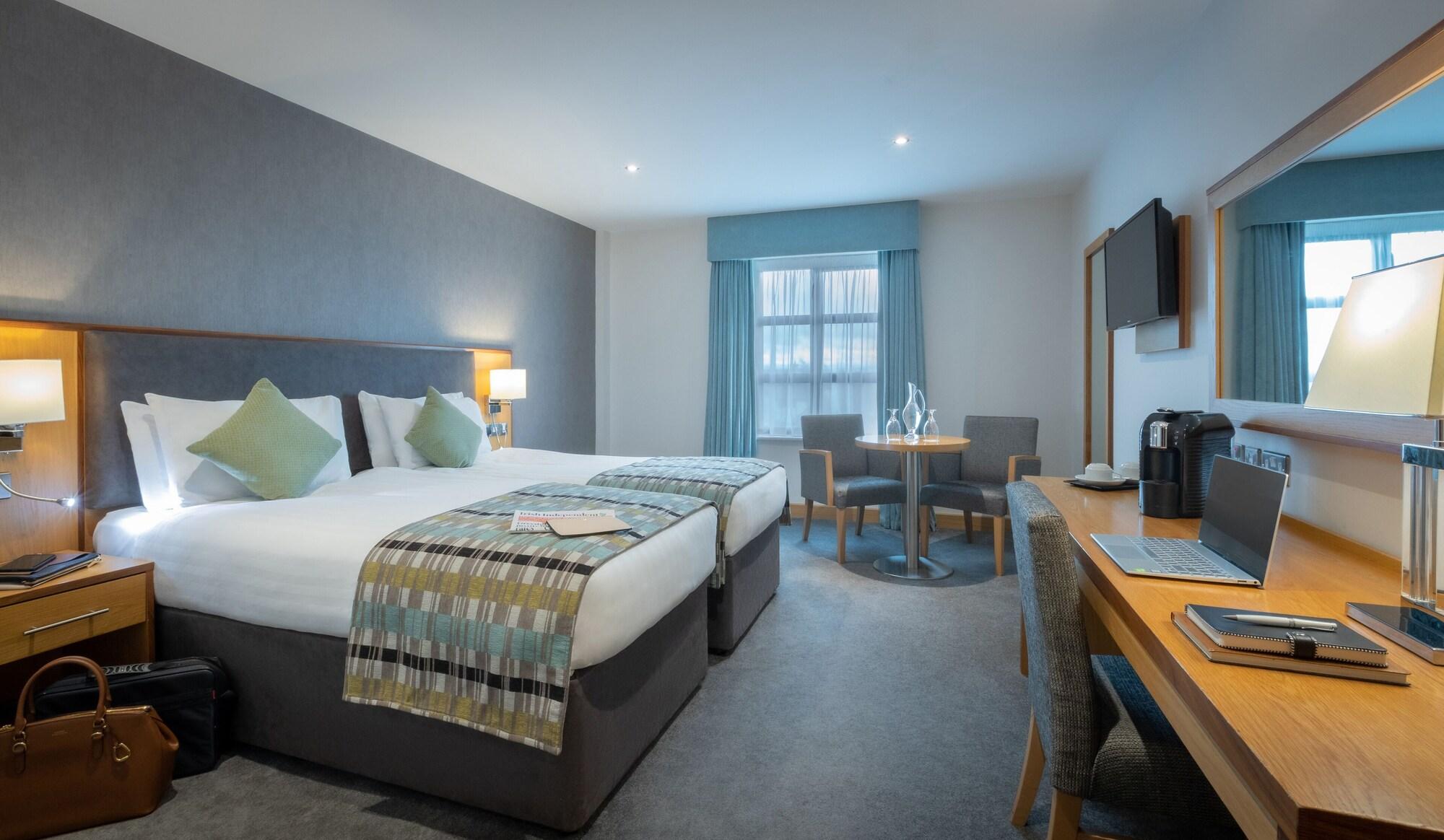 Westgrove Hotel Clane Extérieur photo