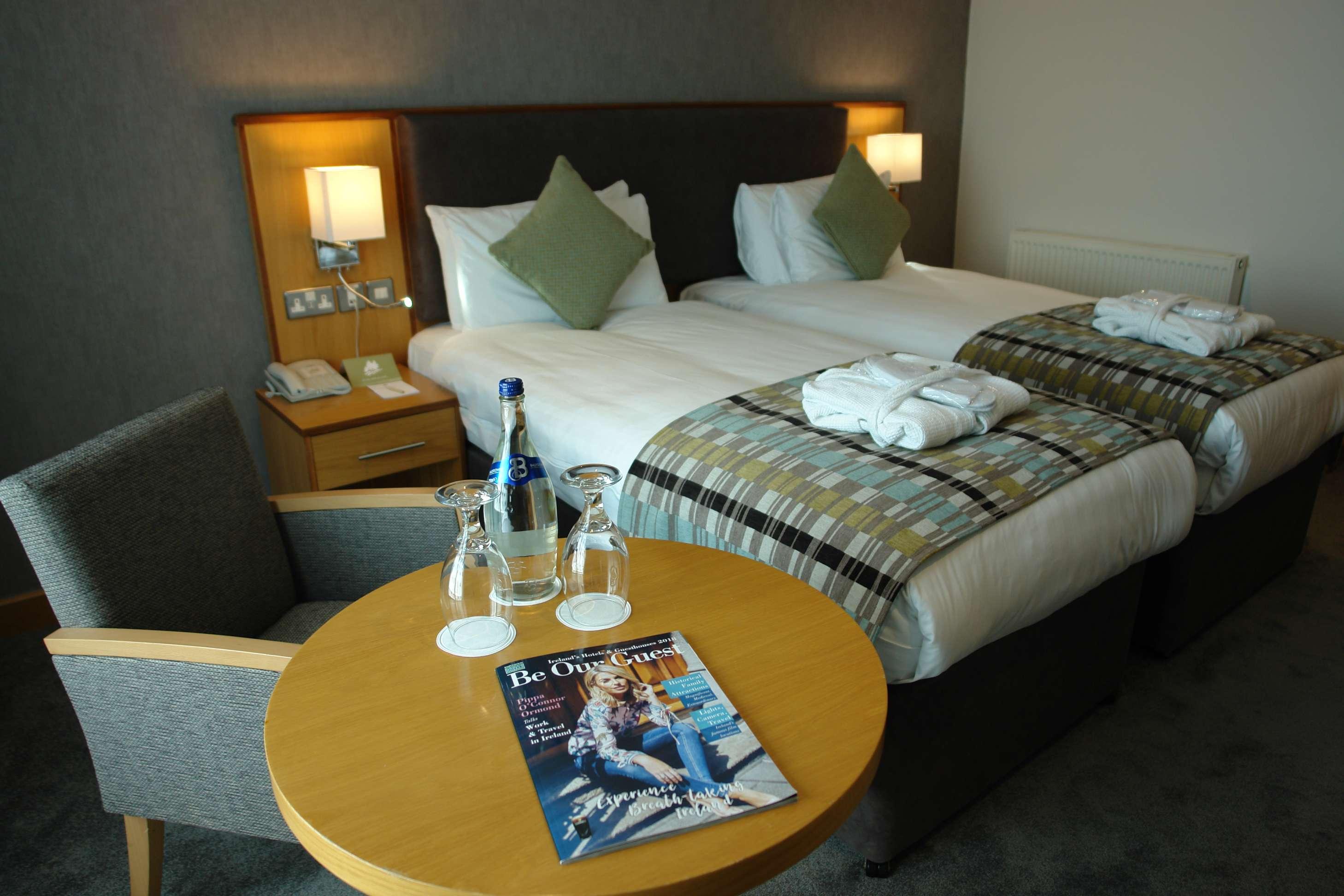 Westgrove Hotel Clane Extérieur photo