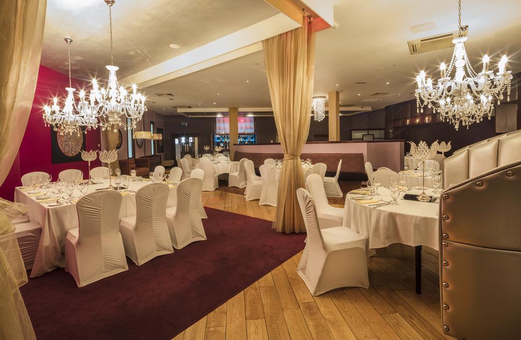 Westgrove Hotel Clane Extérieur photo