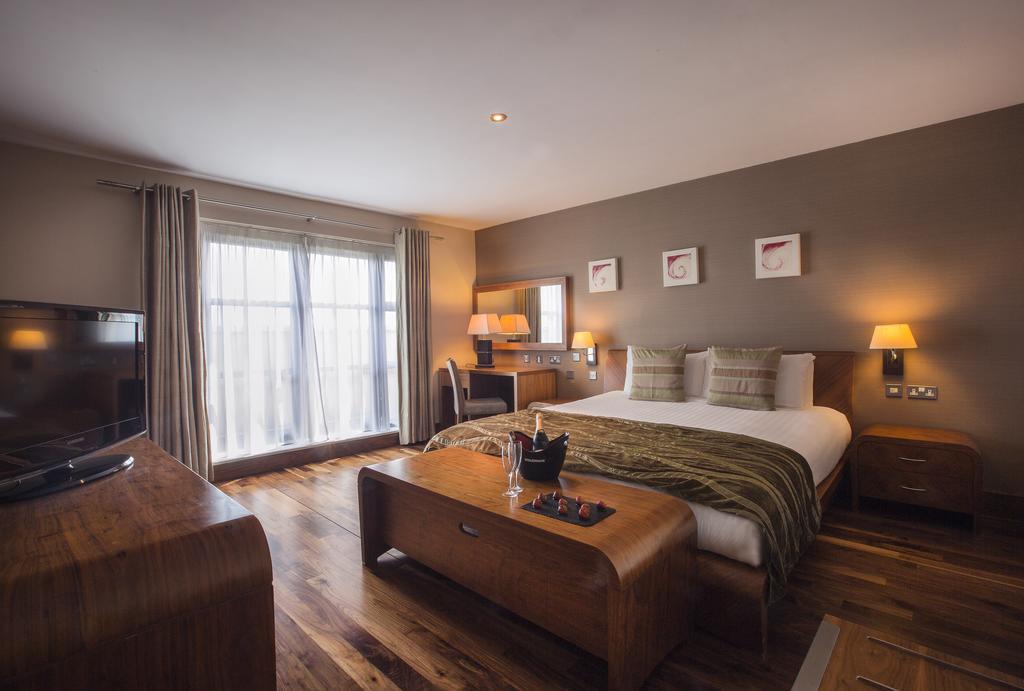 Westgrove Hotel Clane Extérieur photo