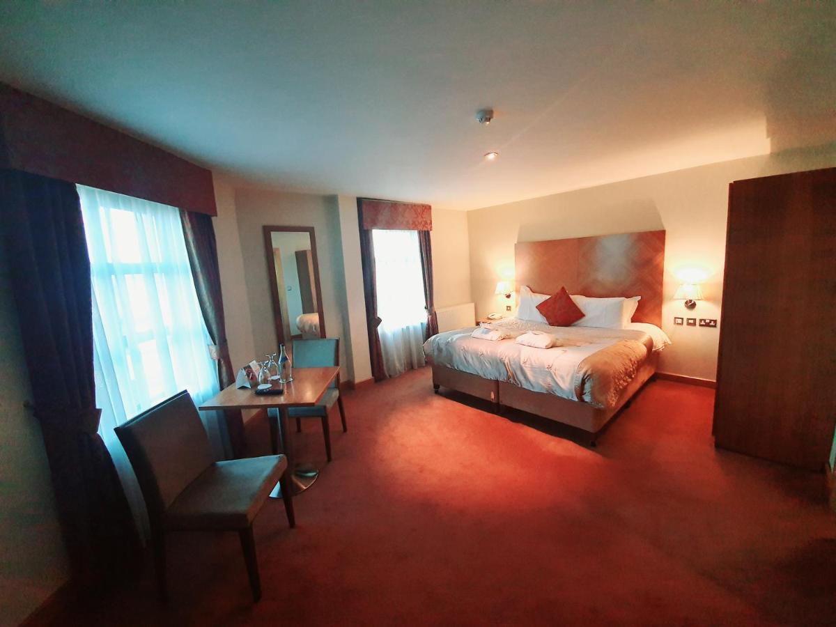 Westgrove Hotel Clane Extérieur photo